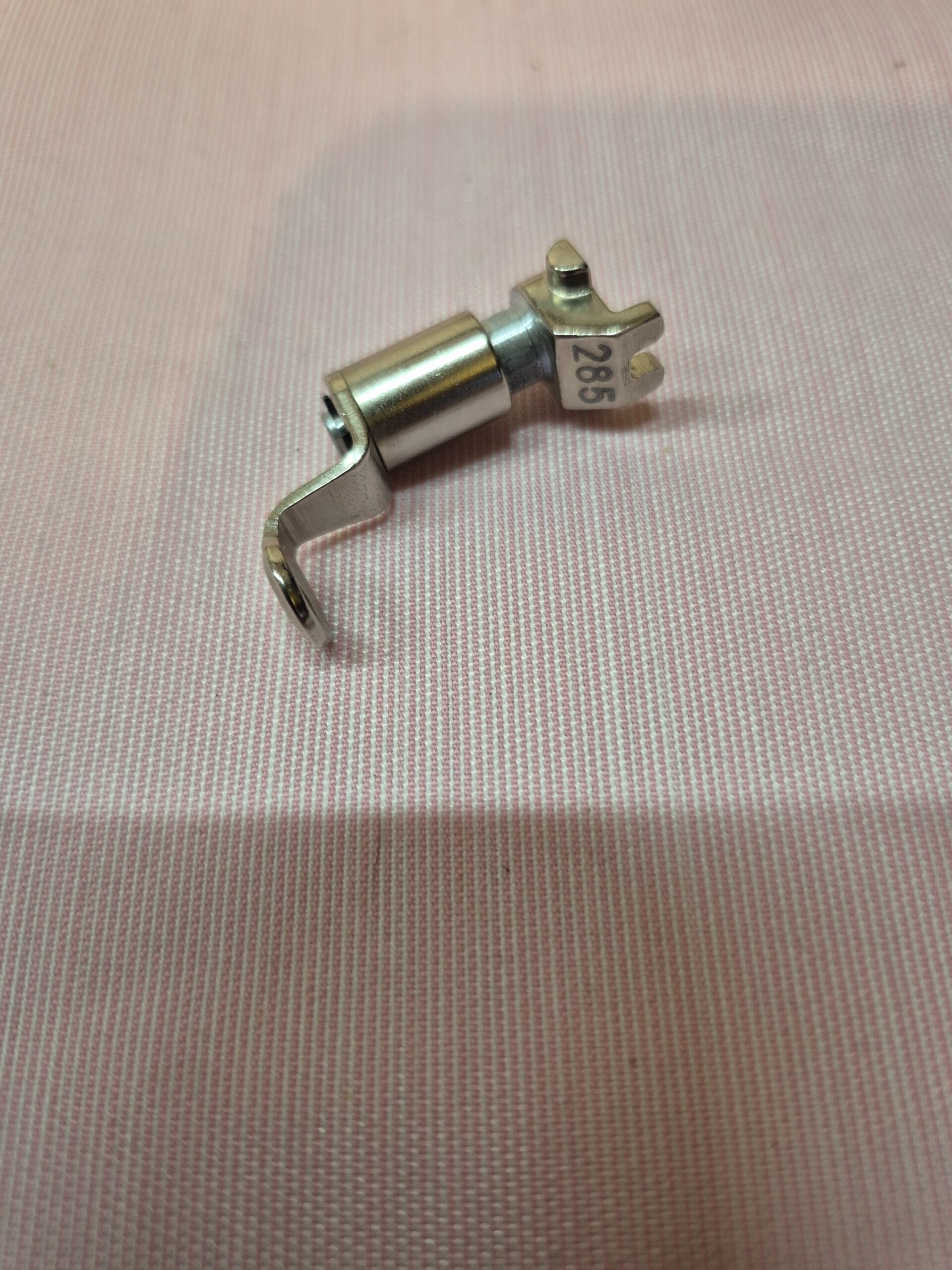 Bernina Old Style Free Motion Darning Foot - 285