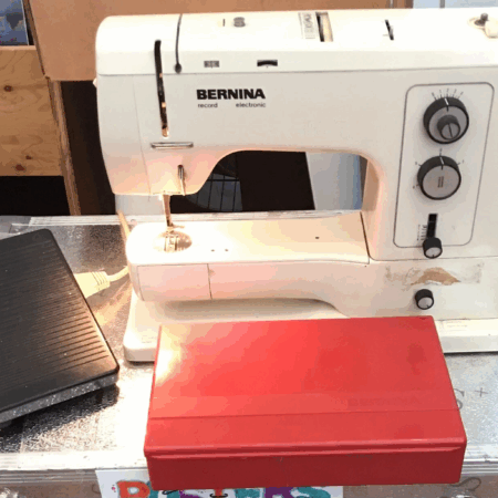 Bernina Record 830 - Refurbished