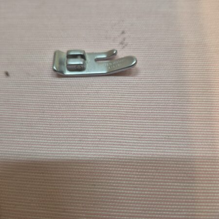 Slant Needle Straight Stitch Foot