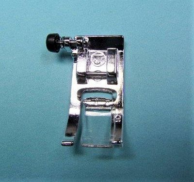 FOOT Brother NV4000D & Baby ock BLG Zig Zag