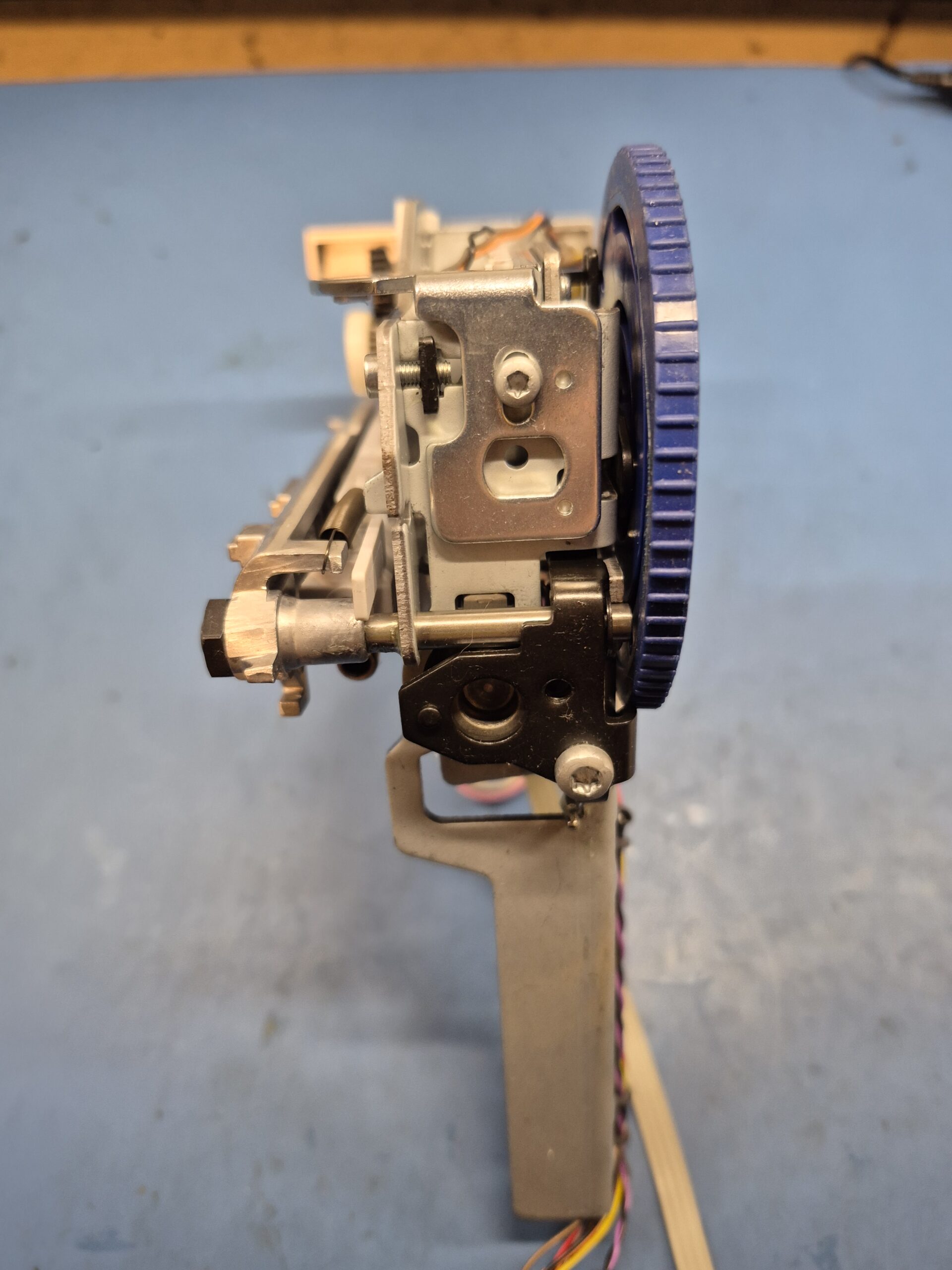 Bernina 430 Head Plate Assembly
