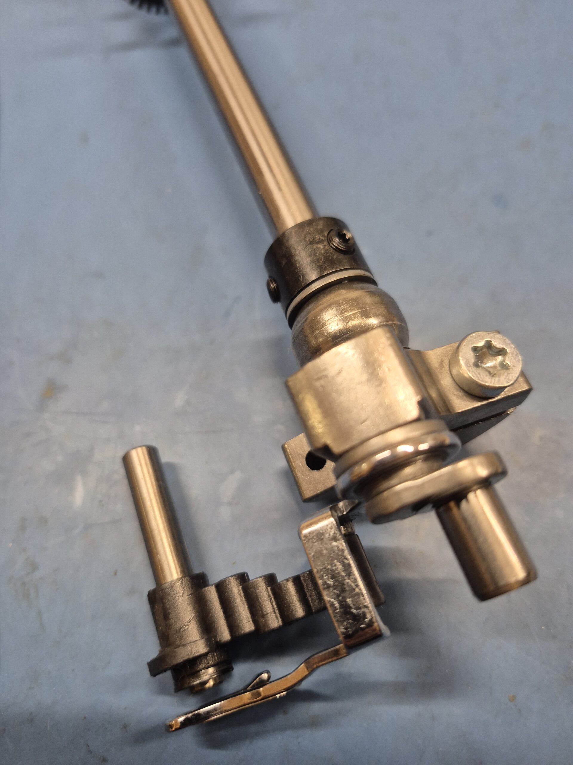 Bernina 430 Main Shaft Assembly