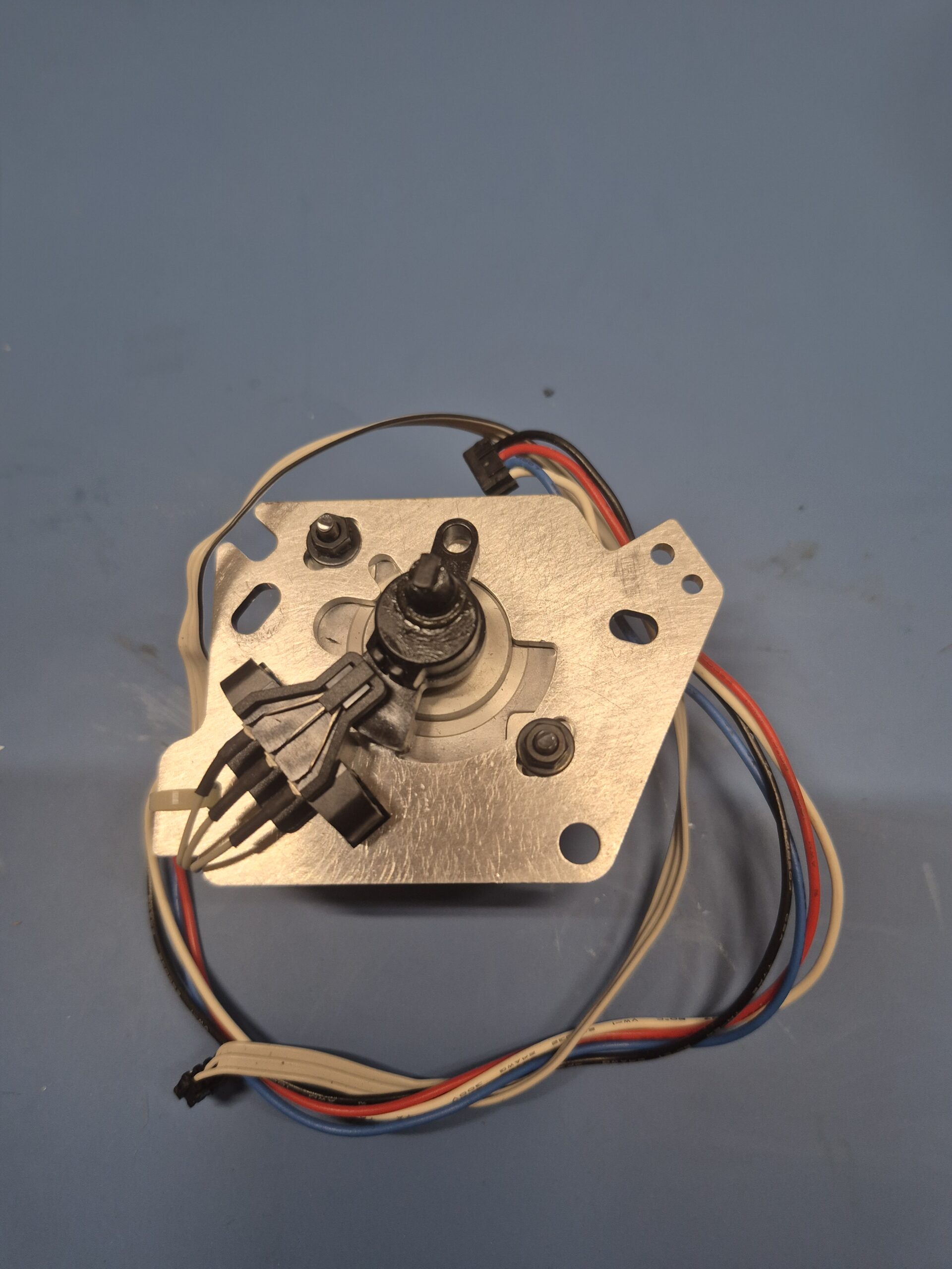 Bernina ZigZag stepper motor - 0003215102 - USED
